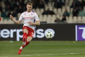 开云在线平台-莫雷托：利雅得新月3500万欧元报价佛罗伦萨后卫科穆佐