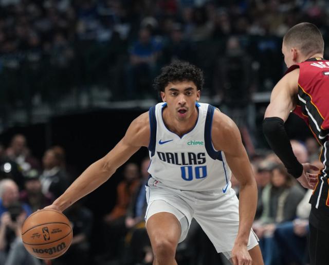 开云网页版-湖人弃将变独行侠冲冠拼图！克里斯蒂偷师詹皇蜕变